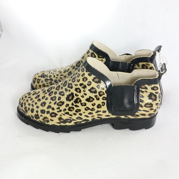 New LEOPARD PRINT Rubber Ankle Rain Boots Sz 9-10 - Picture 4 of 7